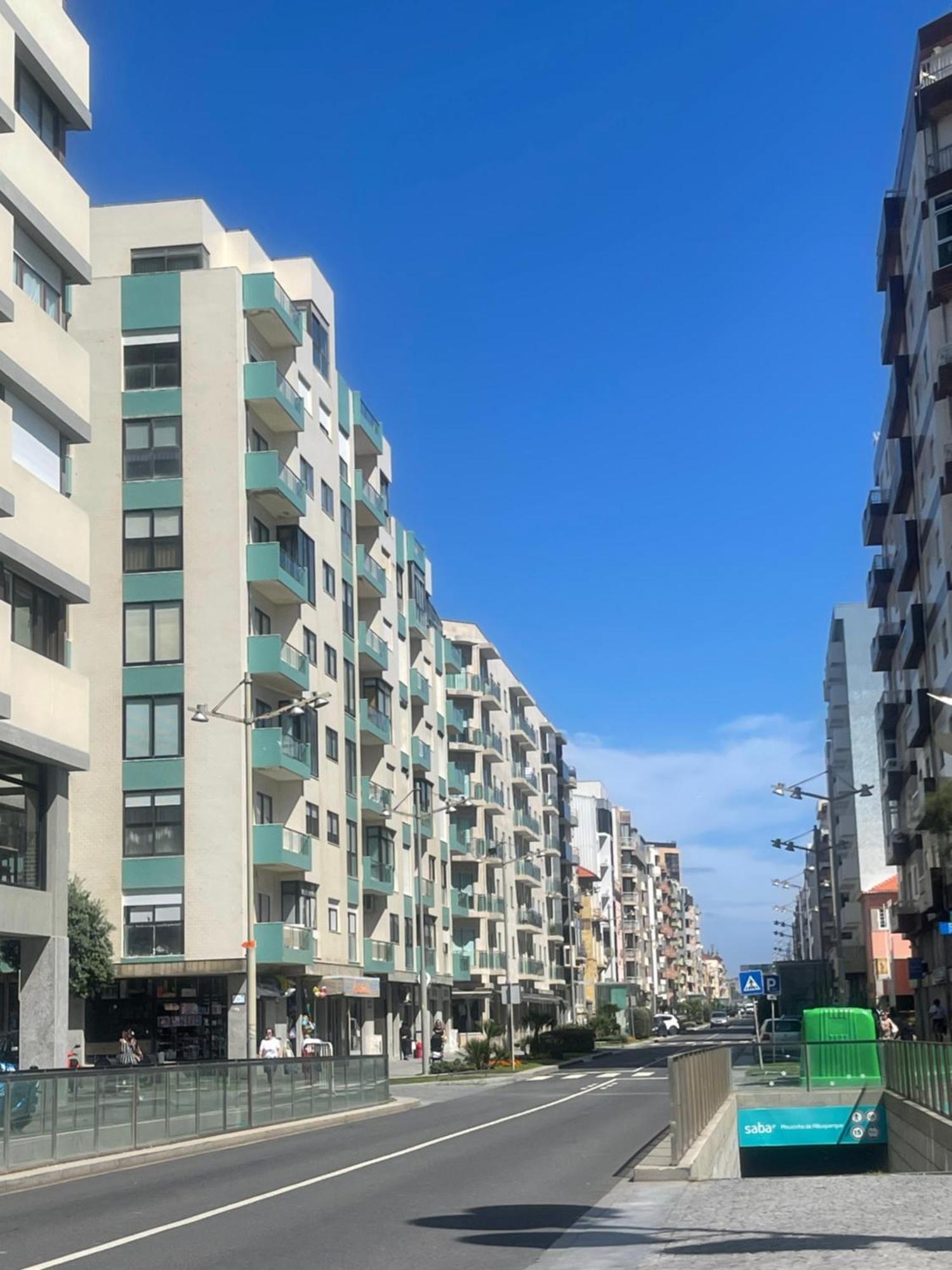 Spacieux Appartement Avec Terrasse Póvoa de Varzim Exteriör bild